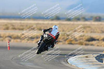 media/Jan-11-2025-CVMA (Sat) [[ddeb3f563a]]/Race 14-500-350 Supersport/